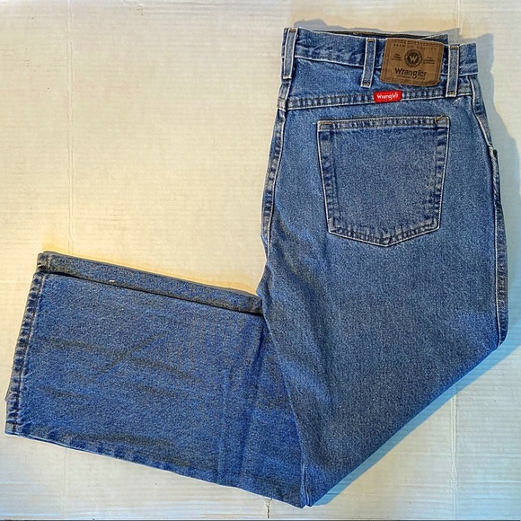 Wrangler Other - Wrangler Premium Quality Straight Cut Jeans